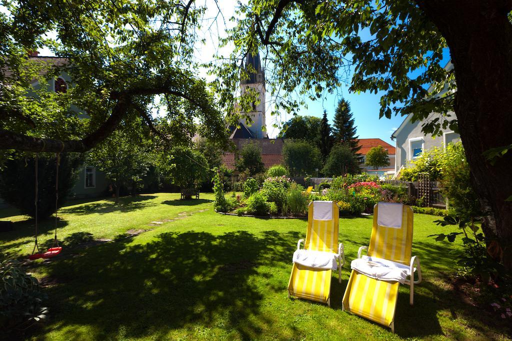 Gasthof Braeuer - Familie Eibensteiner Weißkirchen in Steiermark Exteriör bild