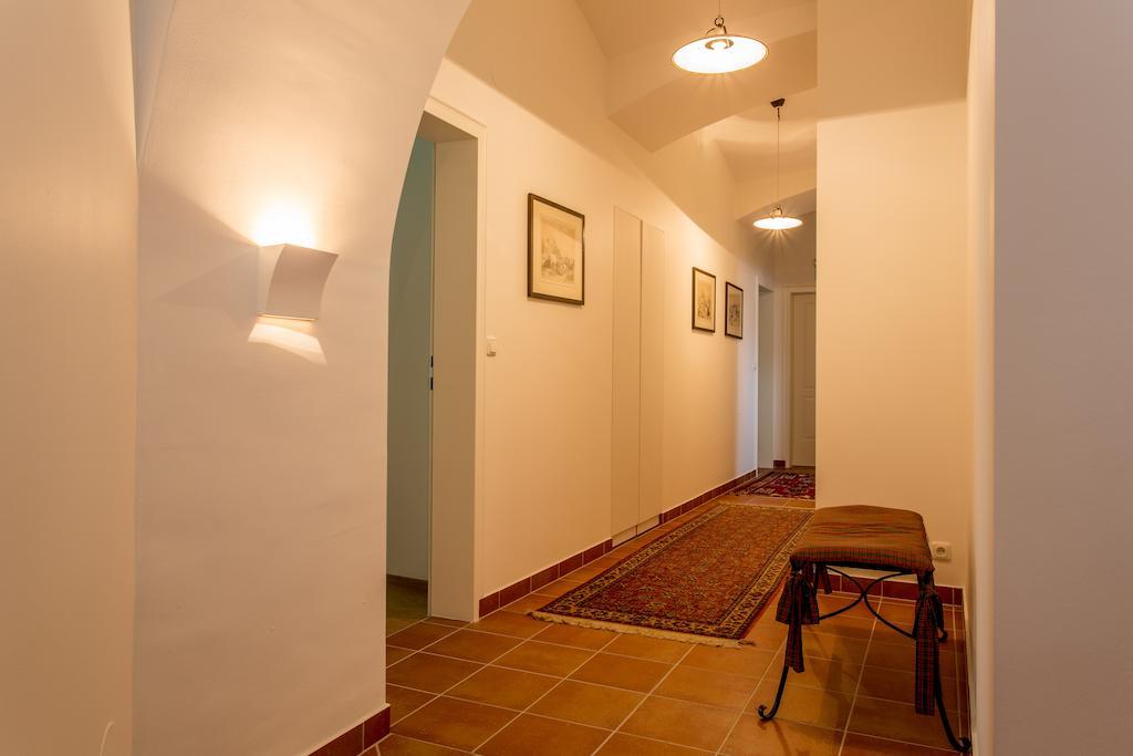 Gasthof Braeuer - Familie Eibensteiner Weißkirchen in Steiermark Rum bild